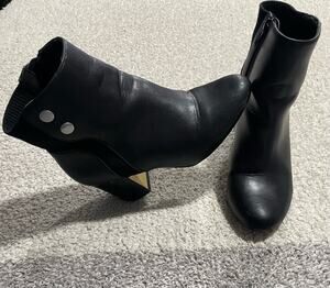 Bella Vita Wilma Ankle Boots Booties Leather Side Zip Women's Size 5;5 M Black